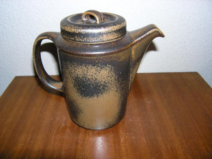 Arabia Finland Ruska koffiepot, melkkan, schalen en bekers, Huis en Inrichting, Keuken | Servies, Gebruikt, Overige typen, Overige stijlen
