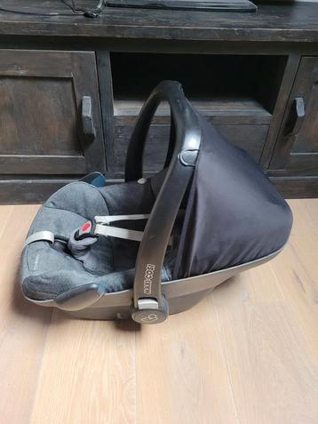 Maxi Cosi Pebble Plus Sparkling Grey beschikbaar voor biedingen