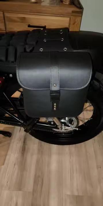 2 Kunstleren Motor Zadeltassen – Nieuw & Waterdicht! beschikbaar voor biedingen