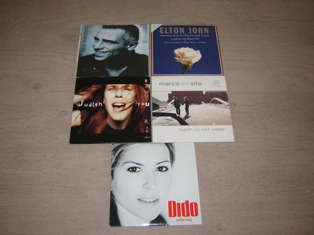 CD SINGLE !!!!, Ophalen of Verzenden, Zo goed als nieuw, Pop