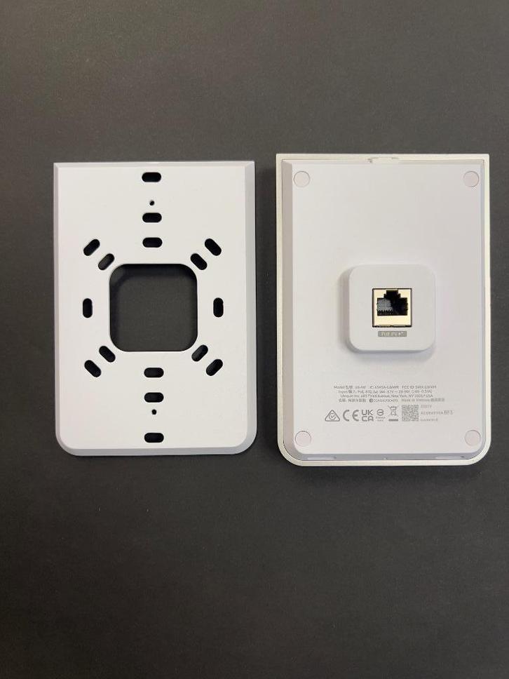 UniFi U6 In-Wall | Nieuw | Nooit gebruikt, Computers en Software, Accesspoints, Nieuw, Ophalen of Verzenden