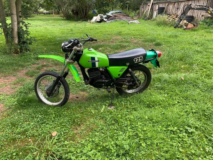 Kawasaki 125cc 2-takt bwjr 1981 belastingvrij, Motoren, Onderdelen | Kawasaki, Ophalen of Verzenden
