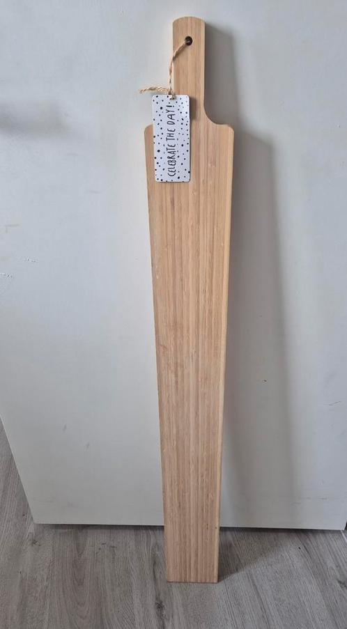 Mooie, lange houten serveerplank, Huis en Inrichting, Woonaccessoires | Dienbladen, Ophalen