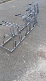 verschillende fietsenrekken te koop, Ophalen
