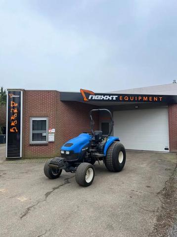 New Holland TC 40D (bj 2004) beschikbaar voor biedingen