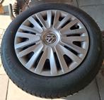 Winterbanden-6 mm-15 inch-VW-stalen velgen, wieldoppen, Auto-onderdelen, Banden en Velgen, Gebruikt, 15 inch, Velg(en), 195 mm