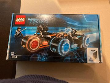 Lego 21314 Tron nieuw in doos beschikbaar voor biedingen