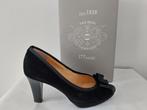 PETER KAISER PUMPS ZWART SUEDE maat 38, Peter Kaiser, Pumps, Zwart, Ophalen of Verzenden