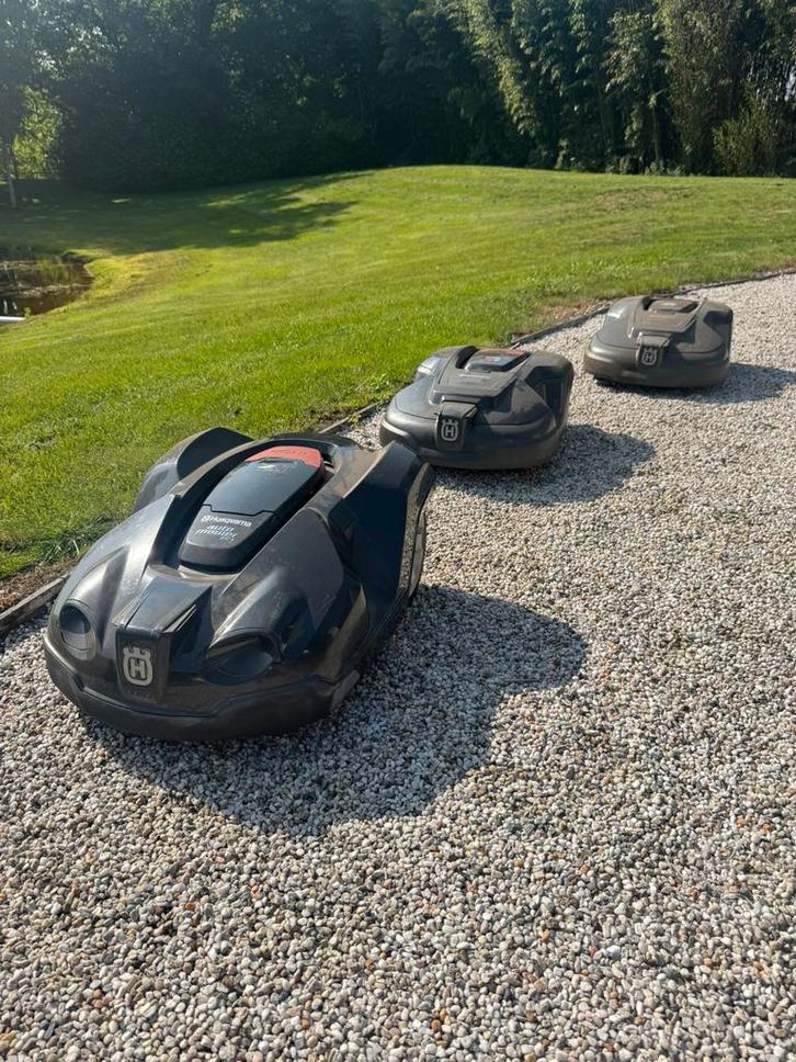3x Husqvarna robotmaaier VOOR onderdelen: 310, 315, 330x, Tuin en Terras, Robotmaaiers, Gebruikt, Ophalen of Verzenden