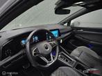 Volkswagen Golf 1.5 eTSI R-Line Panorama/H&K/HUD/IQ Light/Ca, Auto's, Euro 6, 4 cilinders, 150 pk, Alcantara