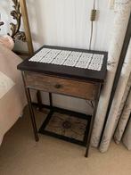 Tafeltje, Ophalen, Zo goed als nieuw, Minder dan 45 cm