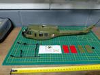 UH1 Huey schaalromp E190 / F07, Hobby en Vrije tijd, Ophalen of Verzenden, Gebruikt, Helikopter