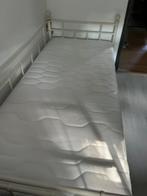 Metaal kinderbed met een bijna niet gebruikte matras, Ophalen, Gebruikt, 90 cm, Eenpersoons