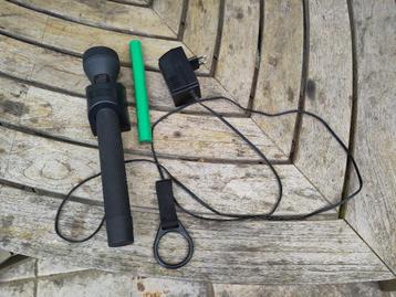 Professionele Zaklamp Streamlicht XP20 (accu defect) beschikbaar voor biedingen