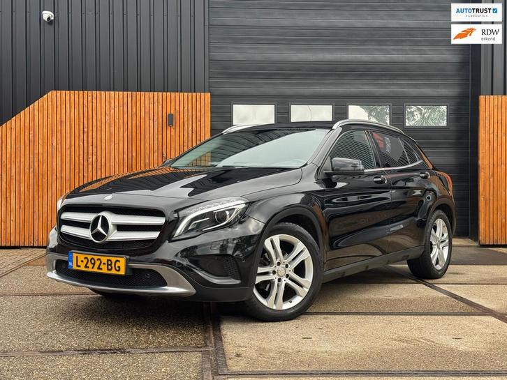Mercedes-Benz GLA-klasse 200 Edition 1 Pano Cruise Clima, Auto's, Mercedes-Benz, Bedrijf, Te koop, GLA, ABS, Airbags, Airconditioning
