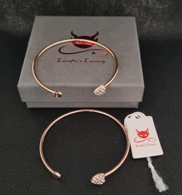 Armbandenset  beschikbaar voor biedingen