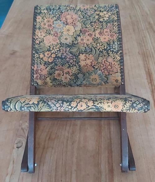 Voetenbankje Poppenbankje Vintage 3standen, Huis en Inrichting, Banken | Voetenbanken en Poefen, Gebruikt, Rechthoekig, Hout, Stof