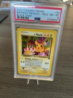 2000 Pokemon Promo Birthday Pikachu PSA 8, Hobby en Vrije tijd, Verzamelkaartspellen | Pokémon, Ophalen of Verzenden, Zo goed als nieuw
