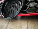 GTI Look Sport Grill met Rode Bies Geschikt voor VW Polo 6R, Verzenden, Automotive Parts, A.parts@hotmail.nl, Trasmolenlaan 12 3447 GZ Woerden