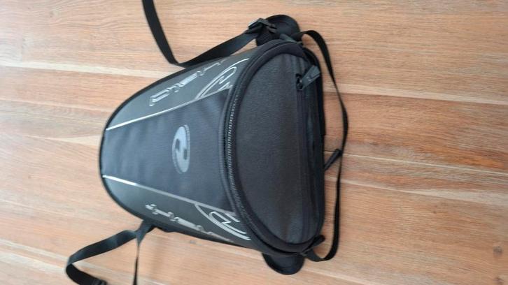 Held zadeltas, Motoren, Accessoires | Koffers en Tassen, Zo goed als nieuw, Ophalen of Verzenden