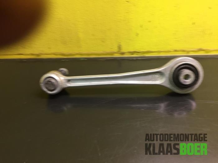 Draagarm onder links-achter van een BMW 5-Serie, Auto-onderdelen, Ophanging en Onderstel, BMW, Gebruikt, 6 maanden garantie, 12 maanden garantie