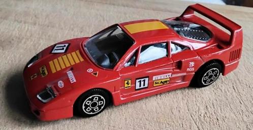 FERRARI F40 SPORTWAGEN AUTO IS 1/43, Hobby en Vrije tijd, Modelauto's | 1:43, Zo goed als nieuw, Auto, Overige merken, Ophalen