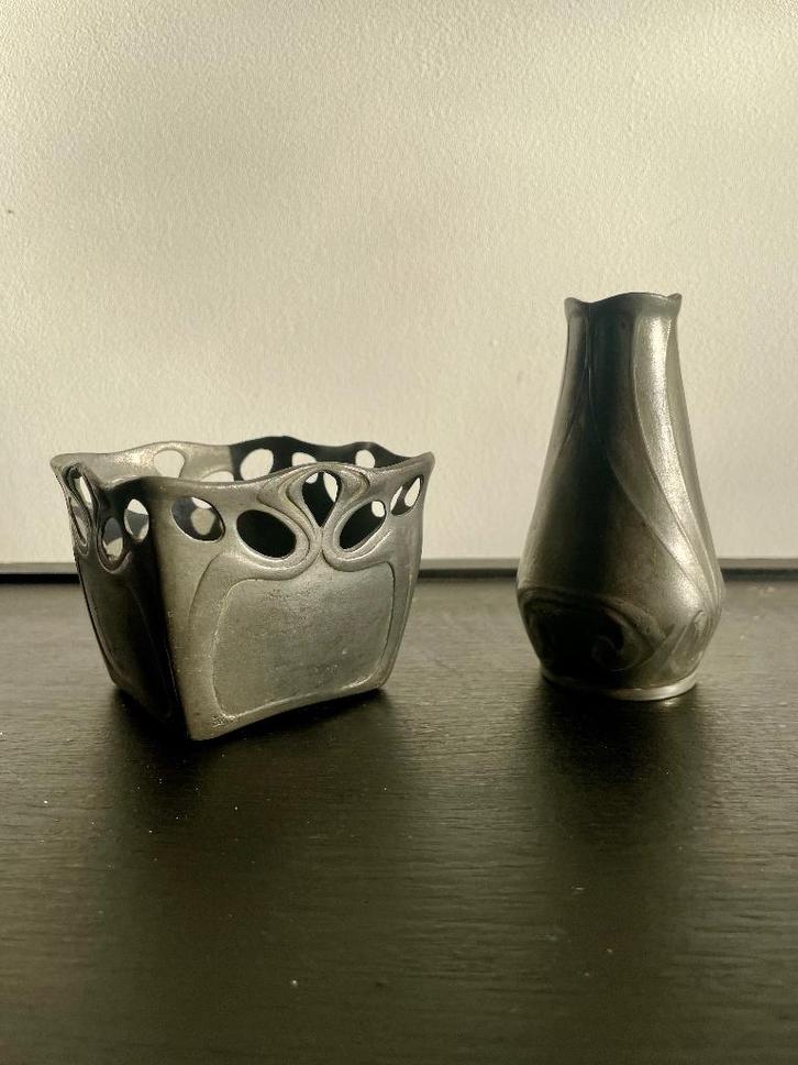 Jugendstil tinnen vaasje en bakje van Osiris, Antiek en Kunst, Antiek | Tin, Ophalen of Verzenden