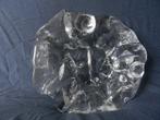 Gevormde glazen schaal met schelpen Jolanda Prinsen 22 cm 3, Antiek en Kunst, Antiek | Glas en Kristal, Ophalen of Verzenden