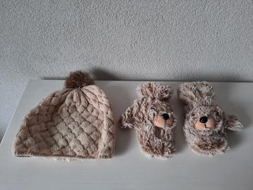 Beige Winterset Muts + Walrus Wantjes Maat 86-92-98 beschikbaar voor biedingen