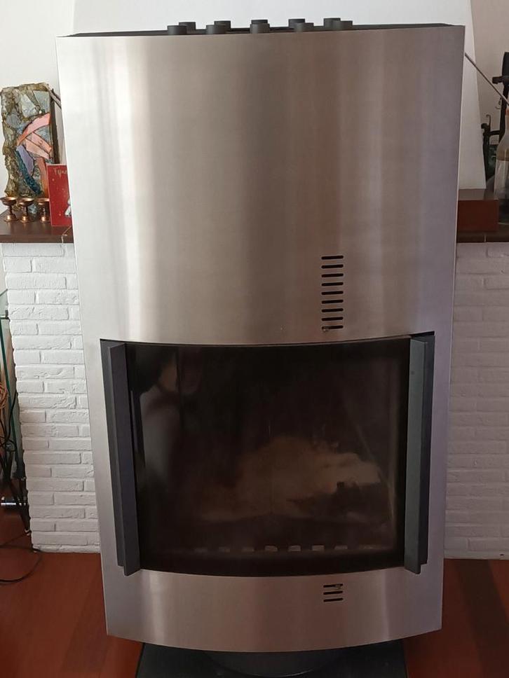 Harrie Leenders FUGA Houtkachel - Designkachel, Huis en Inrichting, Kachels, Zo goed als nieuw, Vrijstaand, Houtkachel, Hout, Ophalen