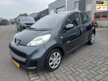 Peugeot 107 1.0-12V Millesim 200 5 deurs + airco beschikbaar voor biedingen