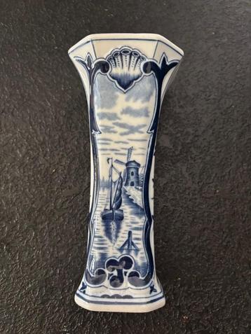 Handbeschilderd Delfts blauw vaasje – decor 300 beschikbaar voor biedingen