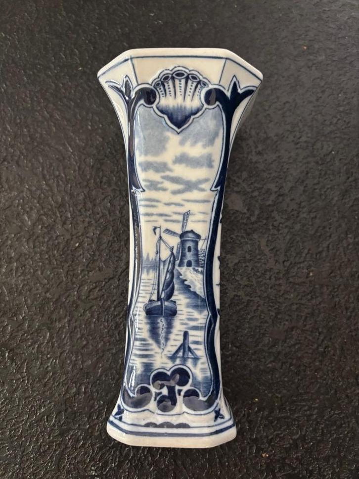 Handbeschilderd Delfts blauw vaasje – decor 300, Antiek en Kunst, Antiek | Keramiek en Aardewerk, Ophalen