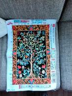 Borduurwerk - Boom des Levens, Hobby en Vrije tijd, Borduren en Borduurmachines, Ophalen of Verzenden, Zo goed als nieuw, Handborduren