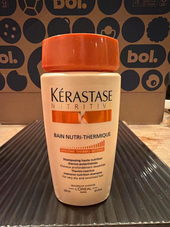 Kérastase Nutritive Bain Nutri-Thermique Shampoo, Sieraden, Tassen en Uiterlijk, Uiterlijk | Haarverzorging, Nieuw, Shampoo of Conditioner