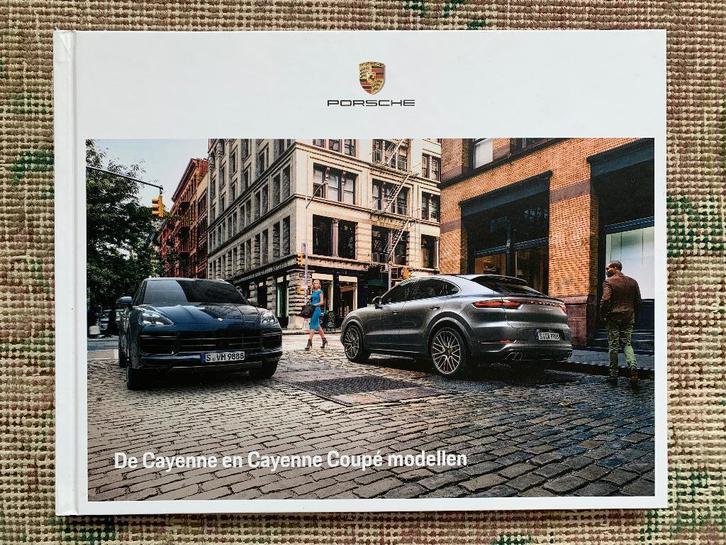 Brochure Porsche Cayenne en Cayenne coupe Nederlands 2020, Boeken, Auto's | Folders en Tijdschriften, Nieuw, Porsche, Ophalen of Verzenden