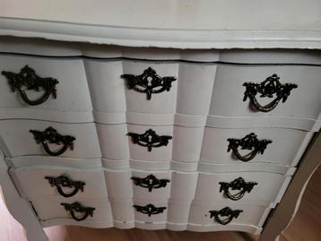 Charmant Buikkastje - Perfect voor Elke Kamer! beschikbaar voor biedingen