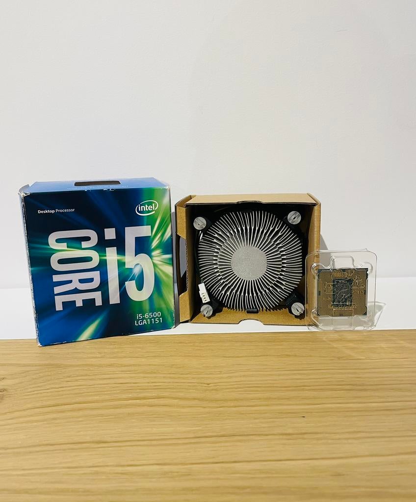 Intel core i5 6500 skylake Nieuw prossesor, Computers en Software, Processors, Zo goed als nieuw, 4-core, 3 tot 4 Ghz, Ophalen of Verzenden