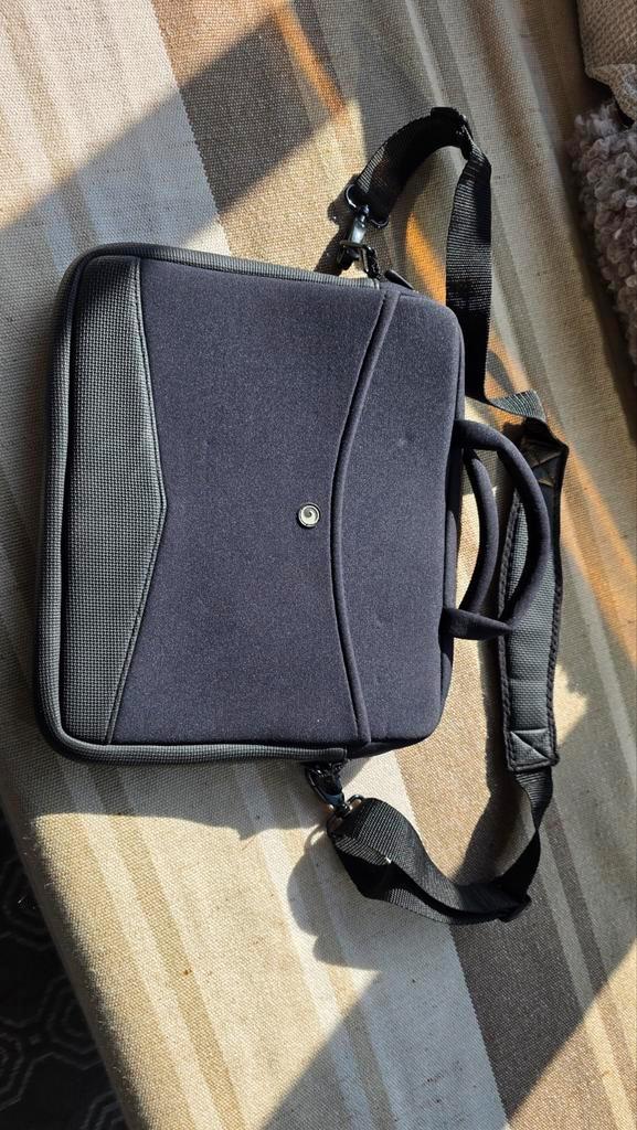 Laptoptas 14 inch - Schoudertas, Computers en Software, Laptoptassen, Ophalen of Verzenden