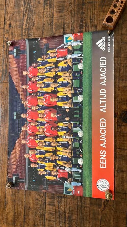 Ajax Poster Seizoen 2000/2001 – Uitshirts, Verzamelen, Posters, Gebruikt, Sport, Rechthoekig Staand, Ophalen of Verzenden