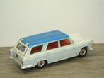 Fiat 2300 Station Wagon - Dinky Toys 172 England, Hobby en Vrije tijd, Modelauto's | 1:43, Verzenden, Zo goed als nieuw, Auto