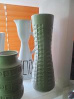 West Germany vaas 30 cm jaren 70 design wit keramiek retro, Gebruikt, Overige kleuren, Aardewerk of Porselein, ?