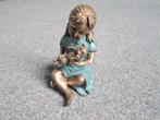 MEISJE MET BEER BRONZEN BEELD, Ophalen, Brons