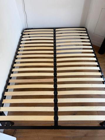 Bedframe 140x200