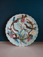 Antiek Frans Faience Barbotine bord met vogel op tak, Antiek en Kunst, Ophalen of Verzenden
