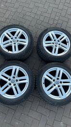 Set Audi lichtmetalen velgen met winterbanden - 225/50 R17, Ophalen, Gebruikt, Banden en Velgen, 17 inch