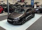 Volkswagen Scirocco 1.4 TSI Uniek! Clima! Navi! (bj 2011), Gebruikt, 4 cilinders, Bruin, 122 pk