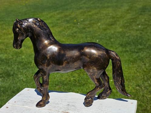 FRIES / PAARD / BRONZEN BEELD/, Verzamelen, Dierenverzamelingen, Nieuw, Beeldje of Figuurtje, Paard, Ophalen of Verzenden