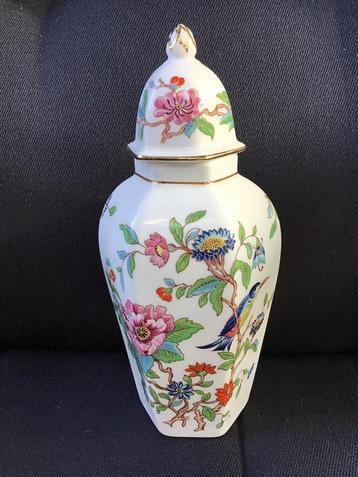 Aynsley Pembroke England dekselvaasje beschikbaar voor biedingen