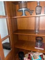 Houten vitrinekast met glazen deuren, Huis en Inrichting, Met plank(en), Gebruikt, 100 tot 150 cm, 200 cm of meer